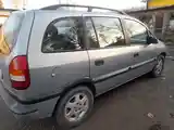 Opel Zafira, 2000-3