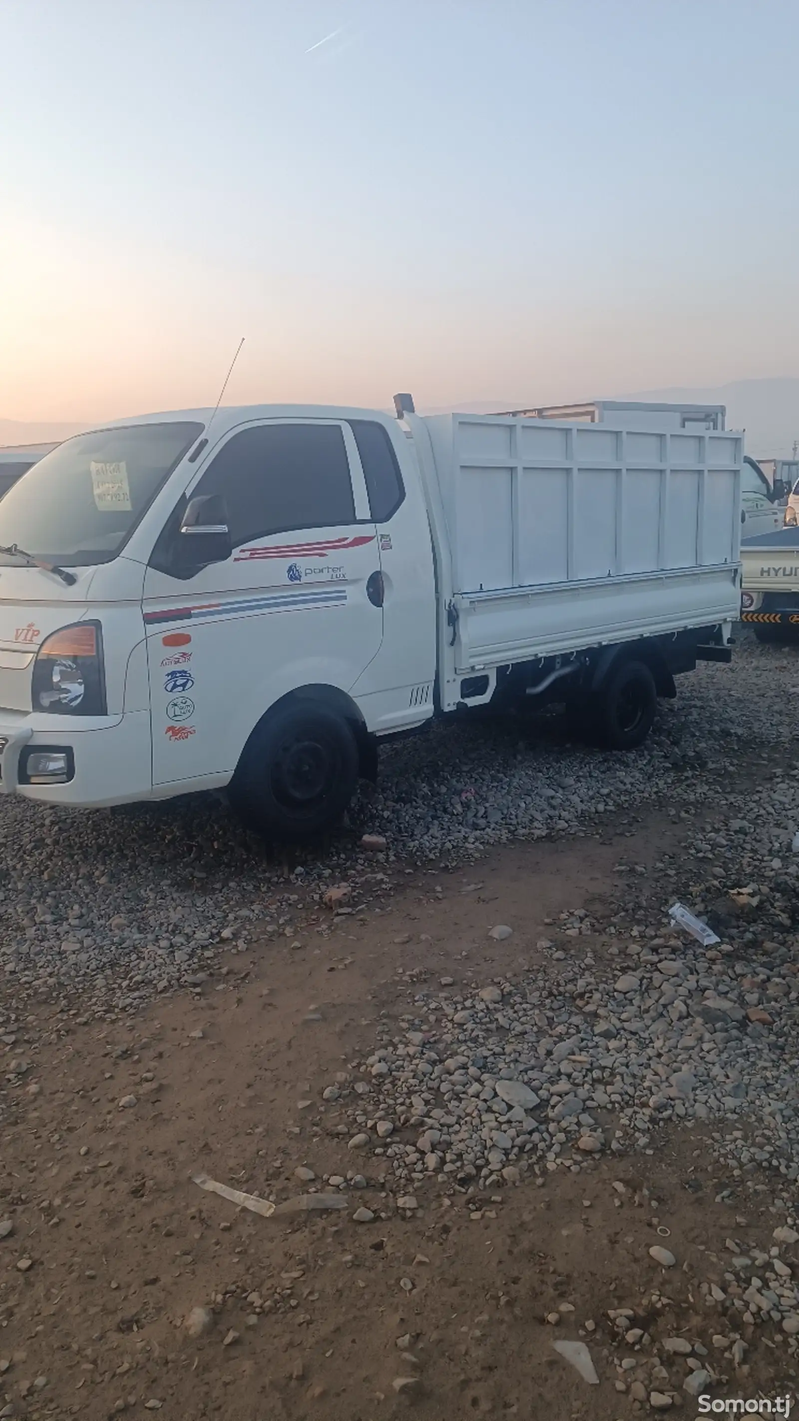 Бортовой автомобиль Hyundai Porter, 2014-1