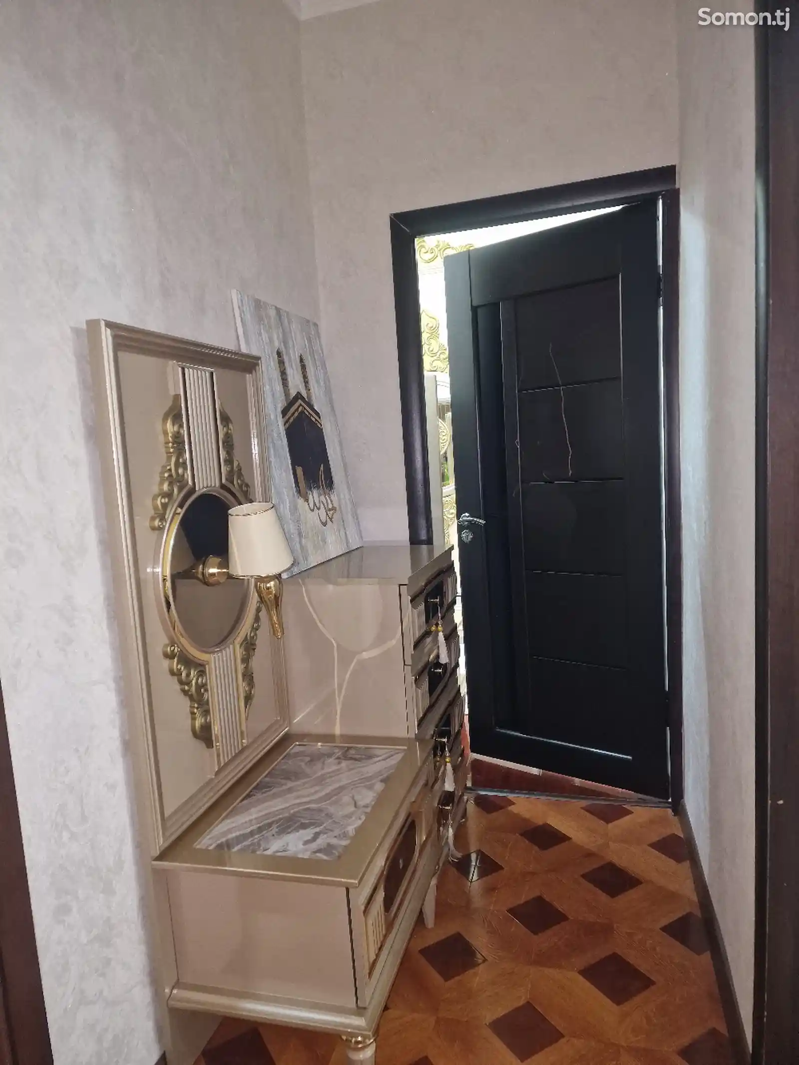 5-комн. квартира, 2 этаж, 90 м², 33мкр-11