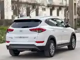 Hyundai Tucson, 2016-7