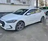 Hyundai Elantra, 2017-4