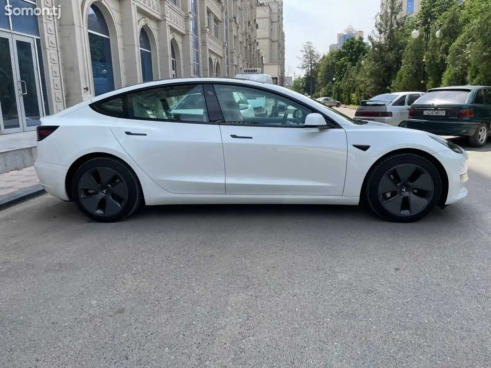 Tesla Model 3, 2022-4