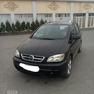 Opel Zafira, 2004