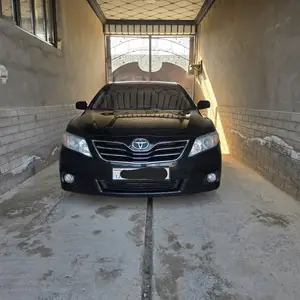 Toyota Camry, 2011