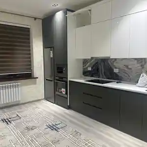 2-комн. квартира, 12 этаж, 80м², Ашан