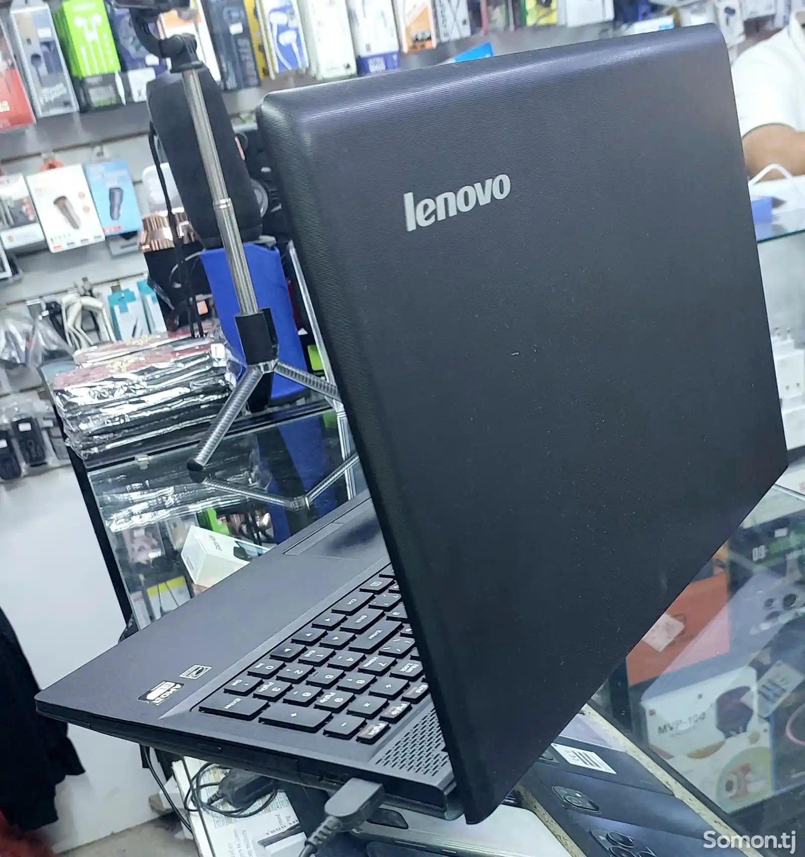 Ноутбук Lenovo-1