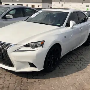 Lexus IS series, 2016