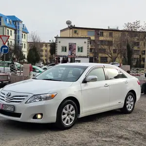 Toyota Camry, 2008