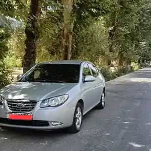 Hyundai Avante, 2010