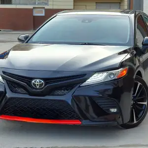 Toyota Camry, 2020