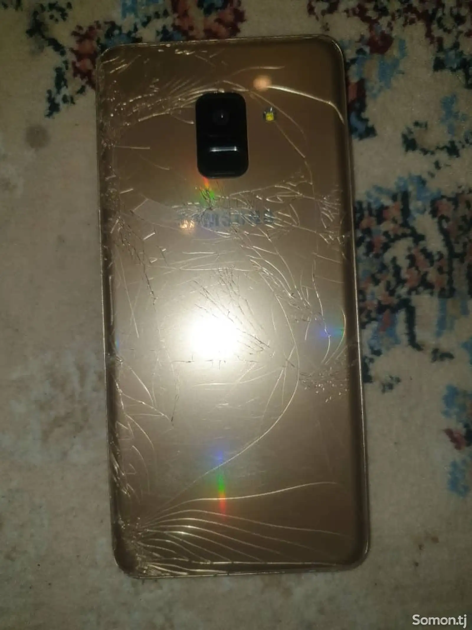 Samsung Galaxy A8-1