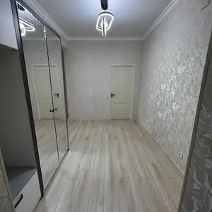 2-комн. квартира, 2 этаж, 65м², Регар, 2 мкр