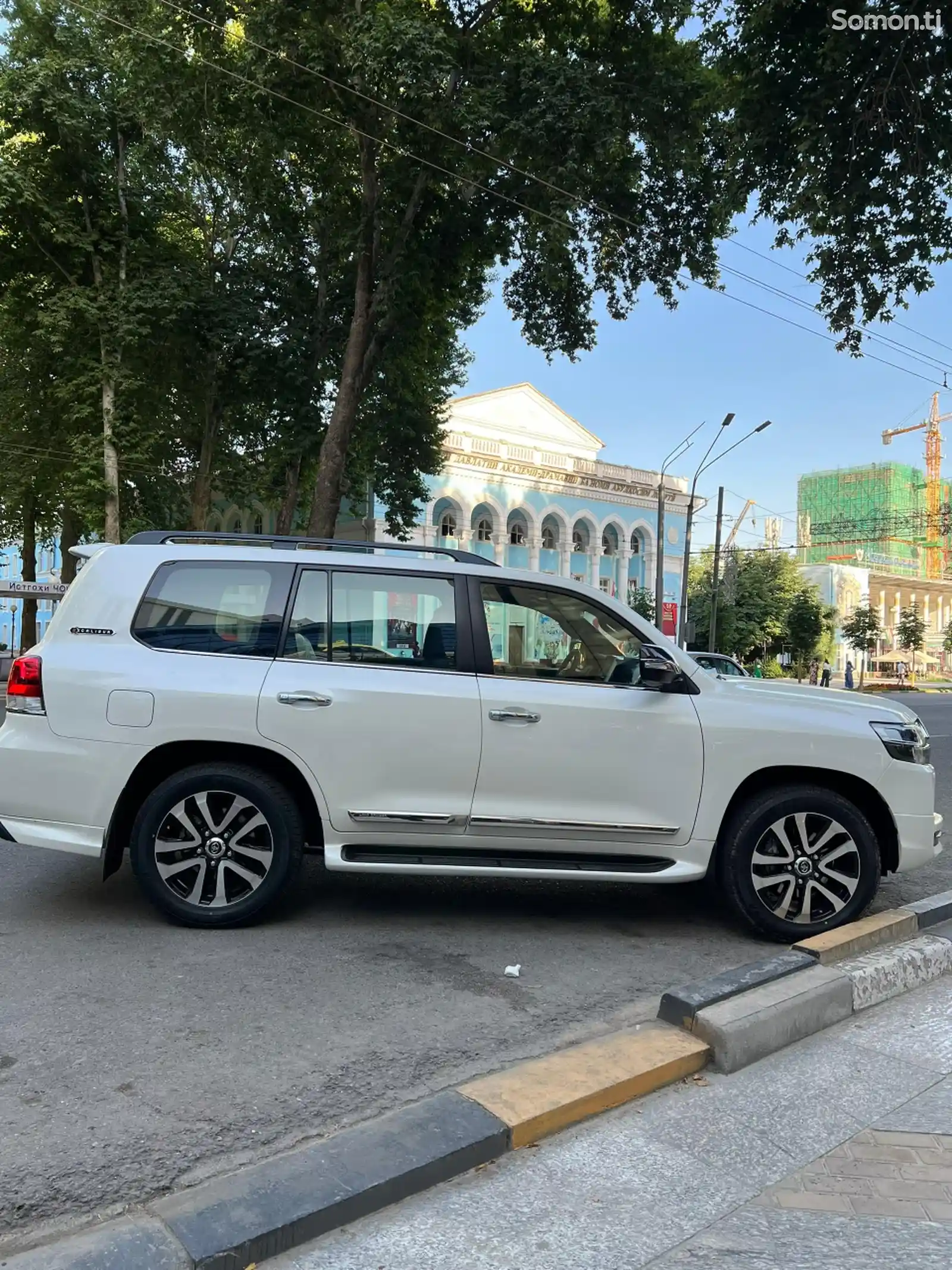 Toyota Land Cruiser, 2019-10