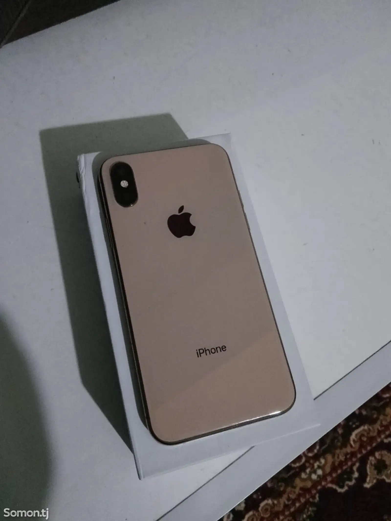 Apple iPhone Xs, 64 gb, Gold-1