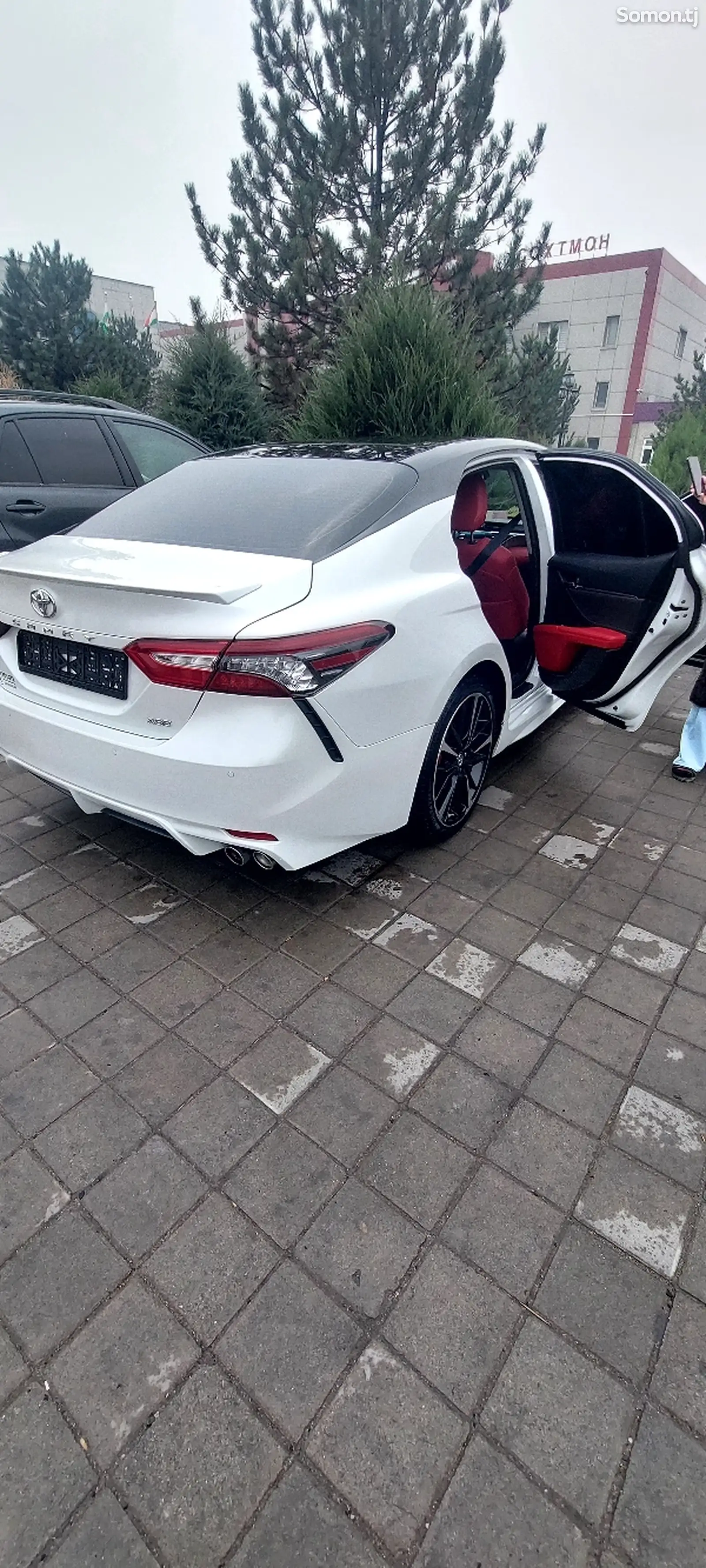 Toyota Camry, 2018-1