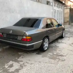 Mercedes-Benz W201, 1992