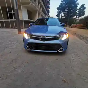 Toyota Camry, 2015