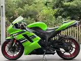 Мотоцикл Kawasaki zx6r-8