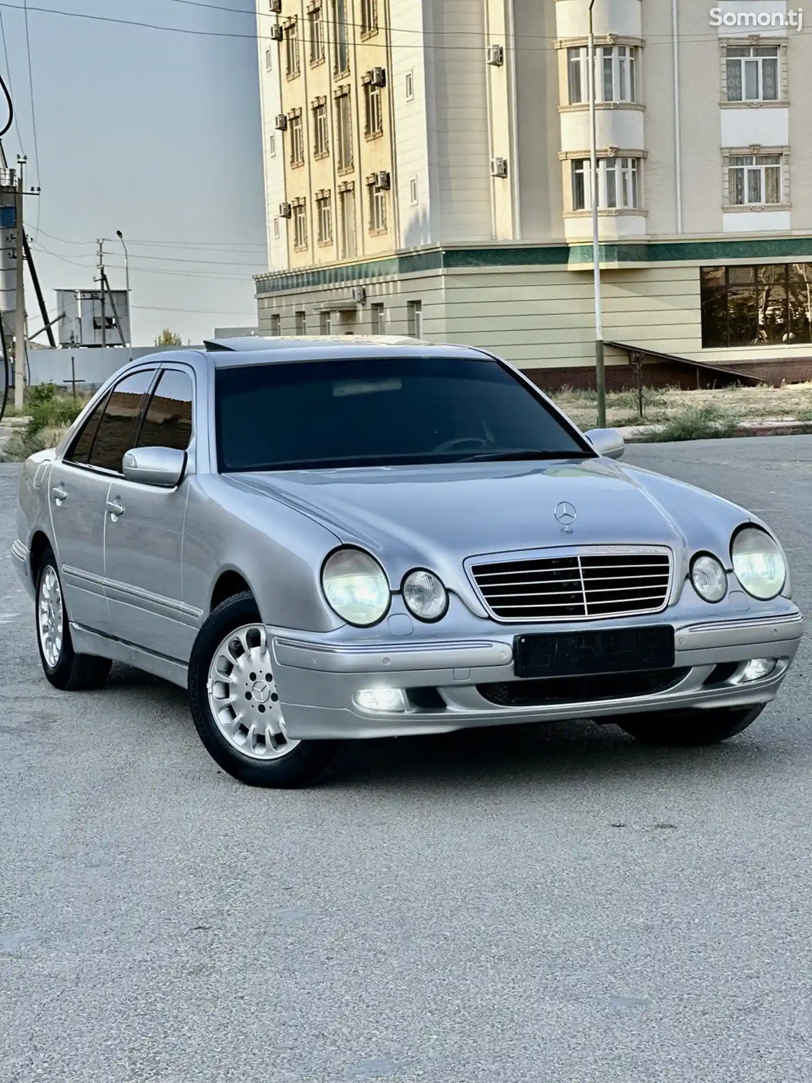 Mercedes-Benz E class, 2000-1