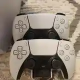 Игровая приставка PS5-2