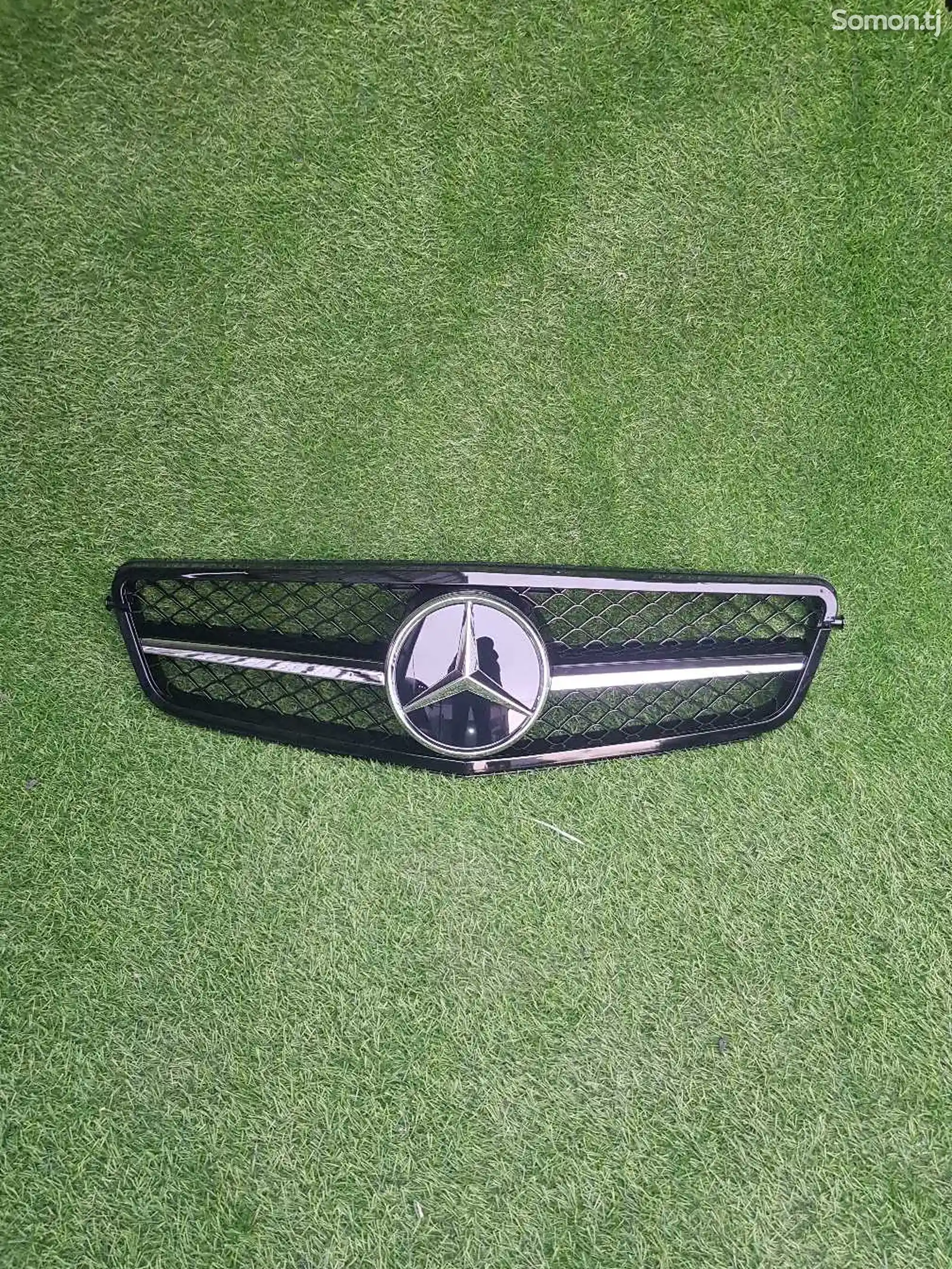 Облицовка от Mercedes W204-3