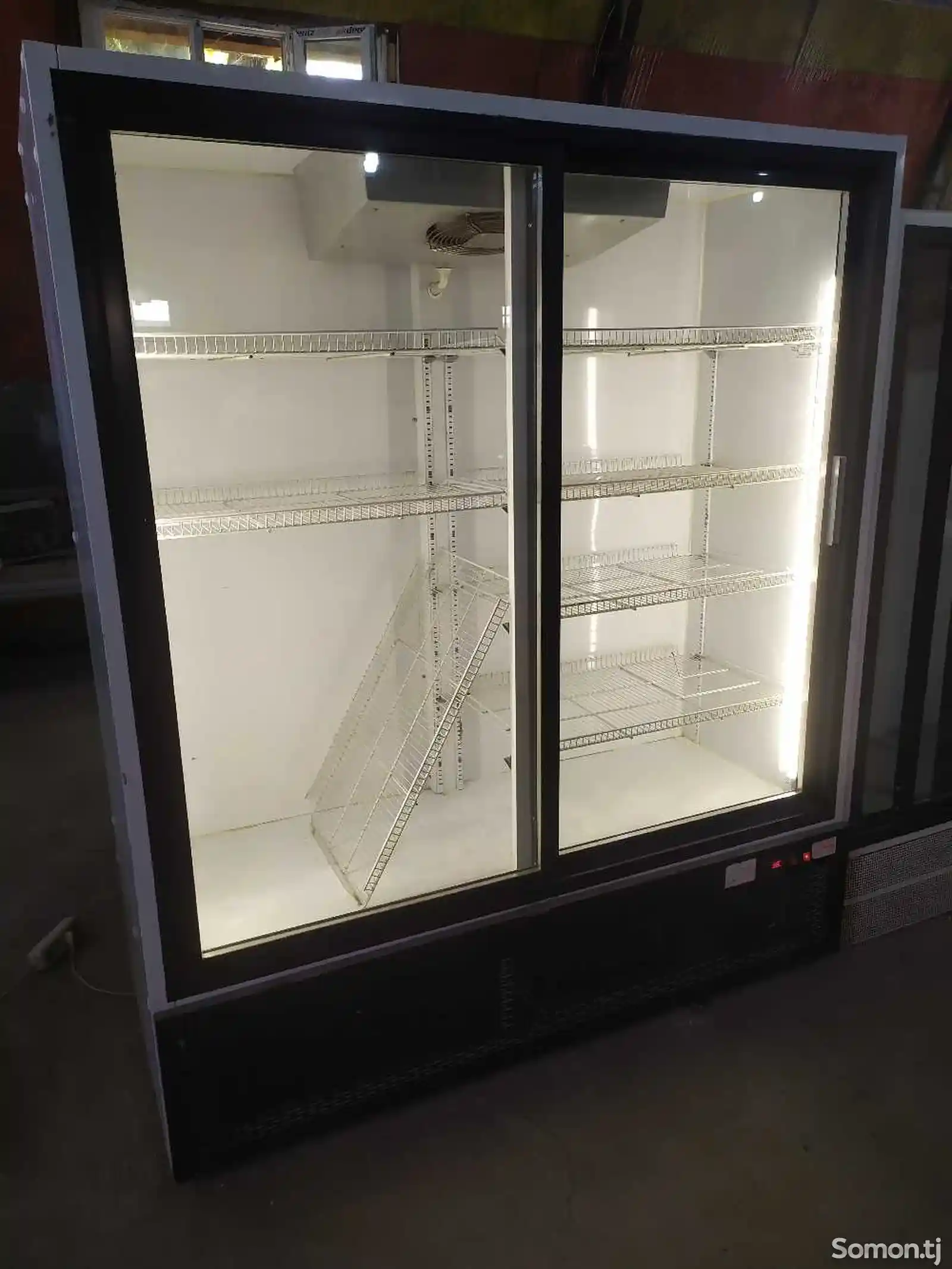 Холодильник шкаф купе premier 1.6-2