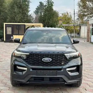 Ford Explorer, 2023