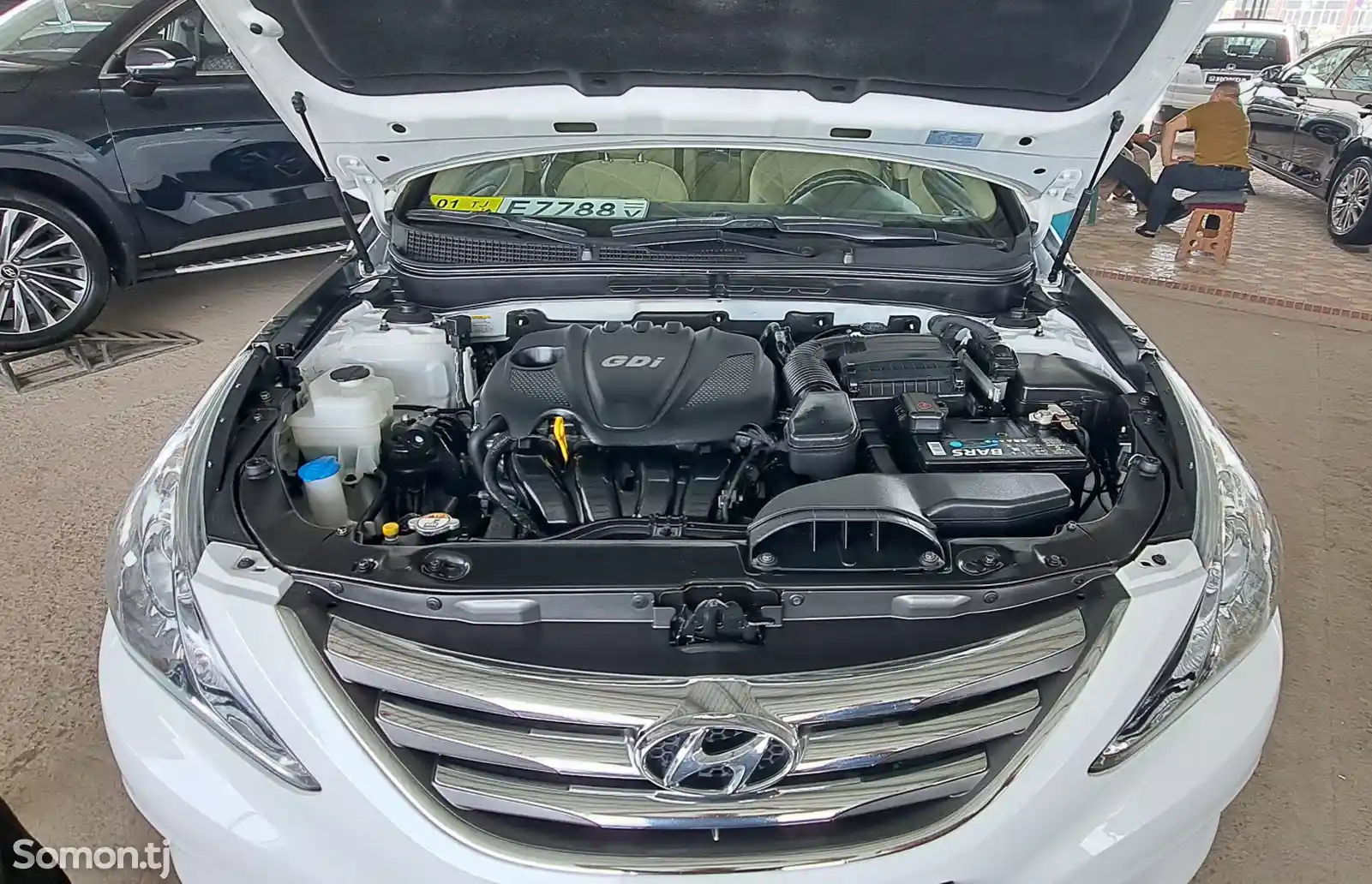 Hyundai Sonata, 2013-10