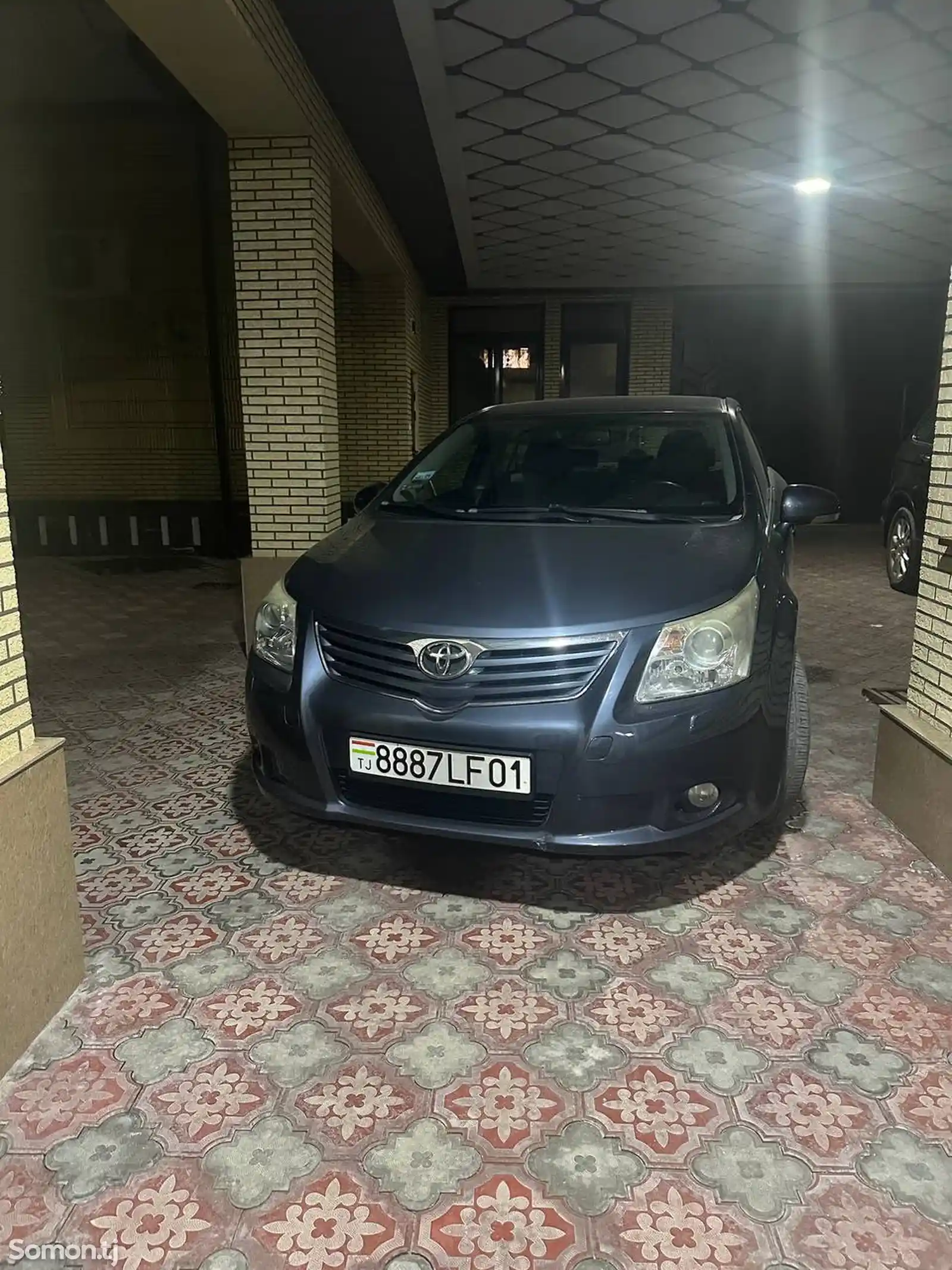 Toyota Avensis, 2010-1