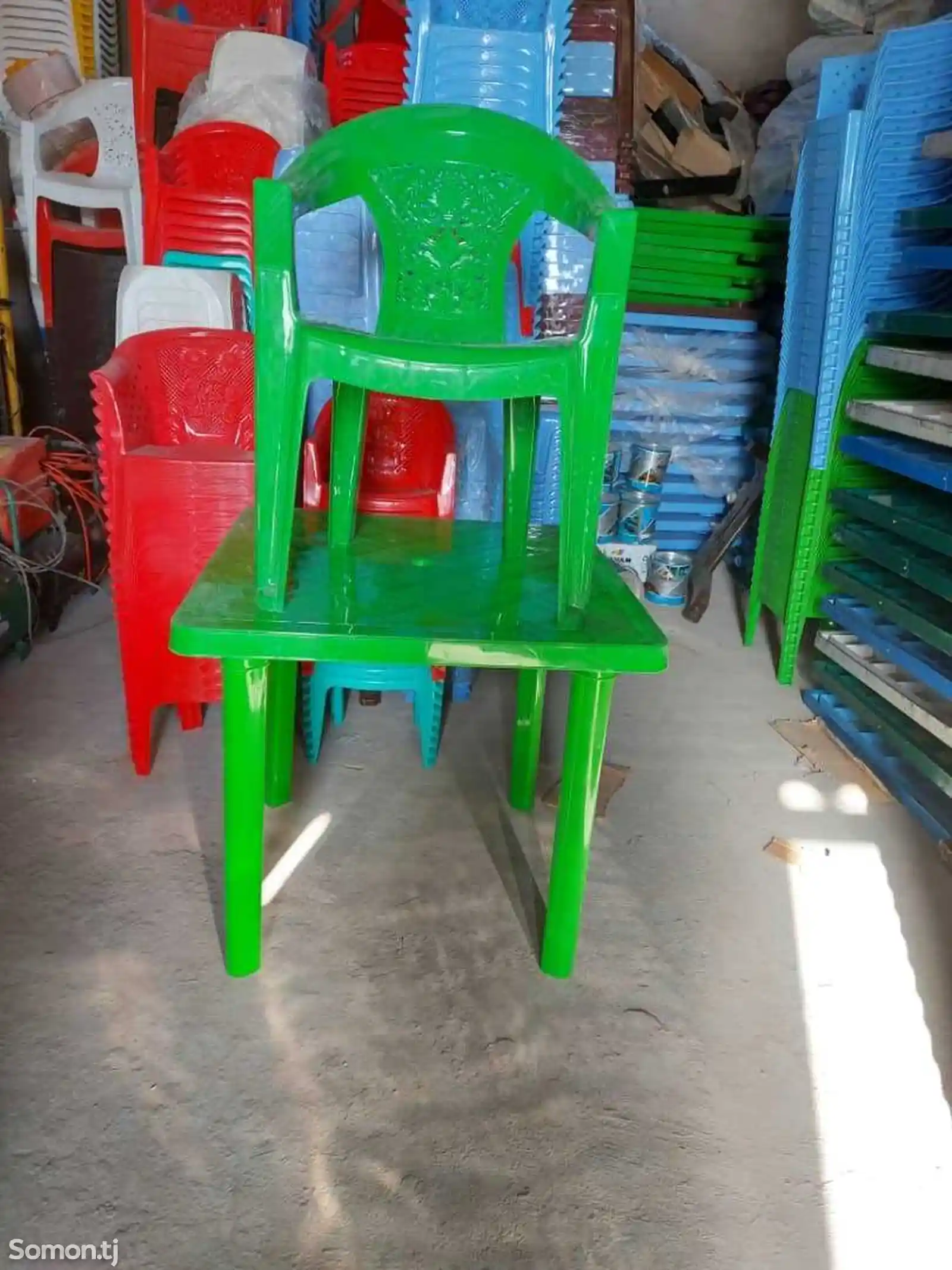 Столы и стулья-4