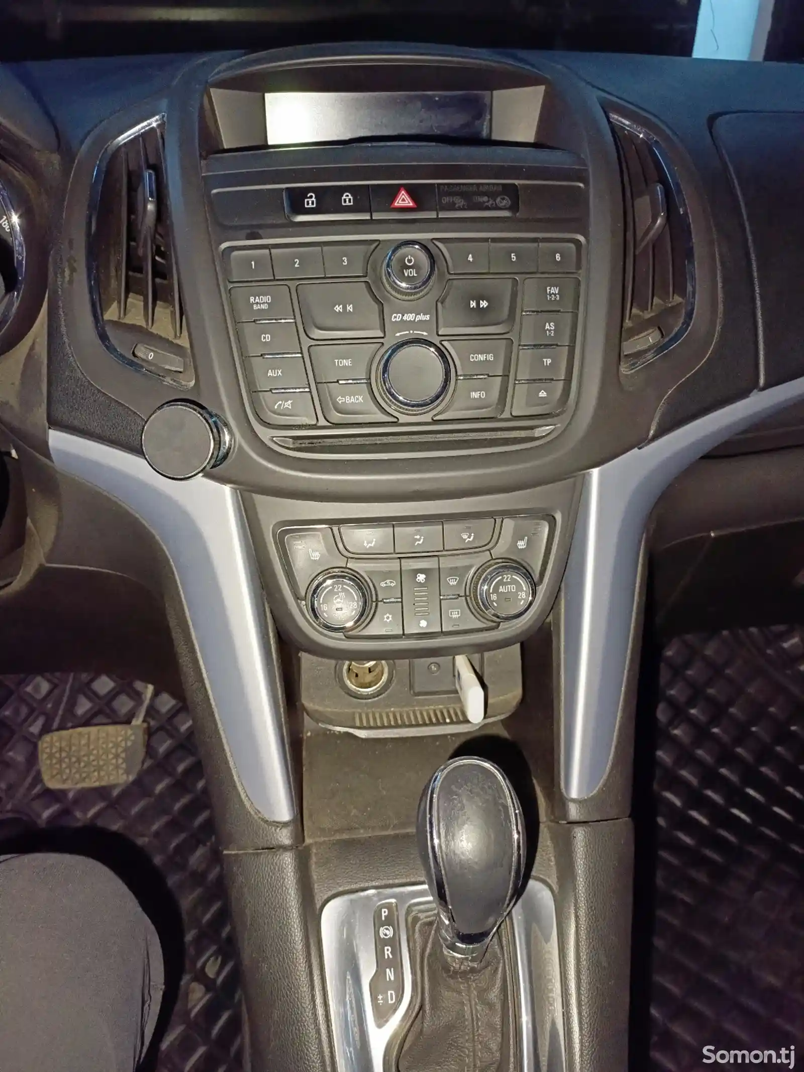 Opel Zafira, 2013-6