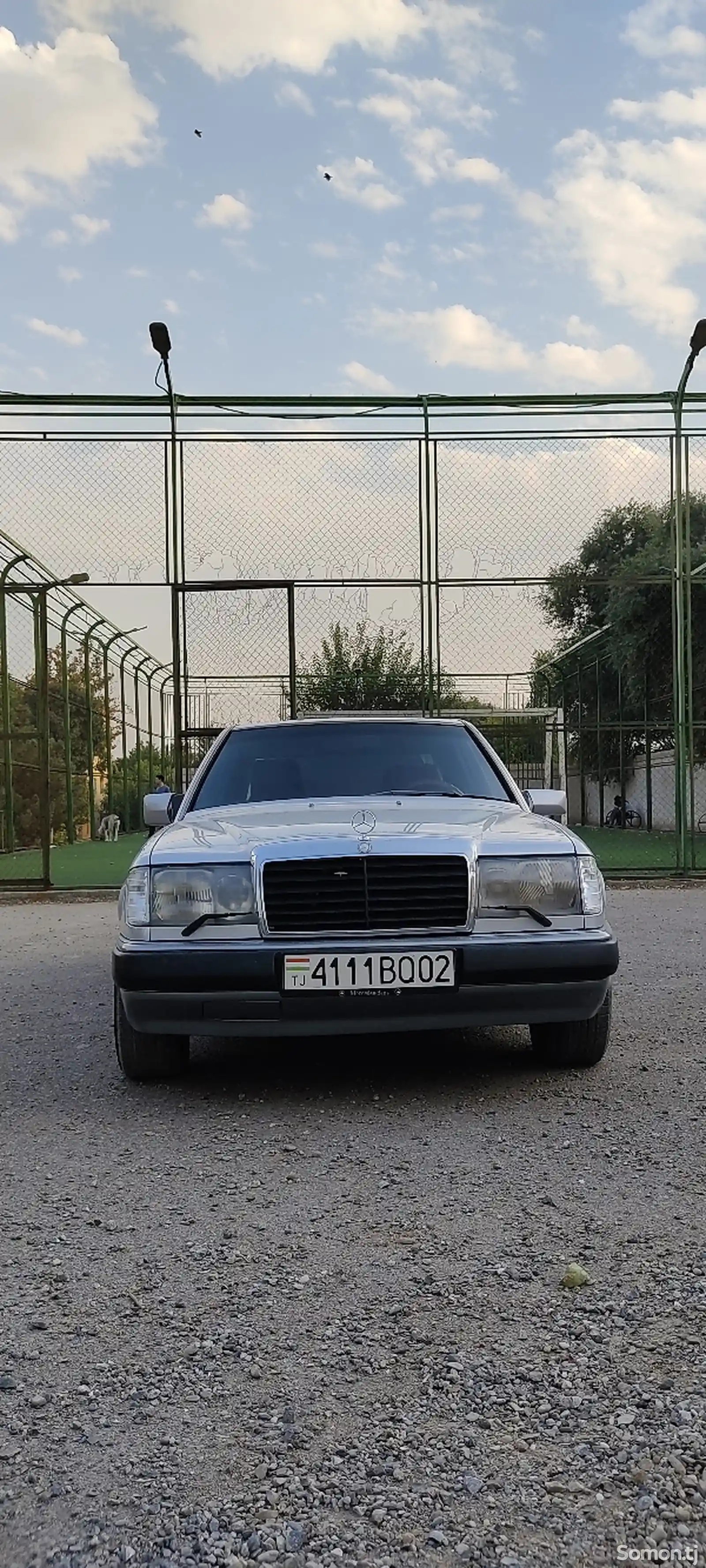 Mercedes-Benz W124, 1993-10