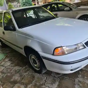 Daewoo Nexia, 1995