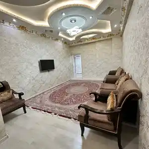 2-комн. квартира, 13 этаж, 68м², Сомони