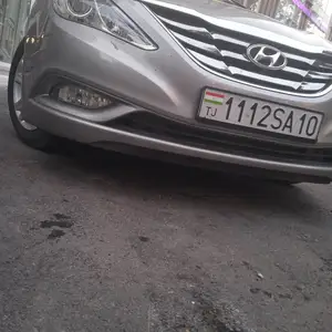 Hyundai Sonata, 2011