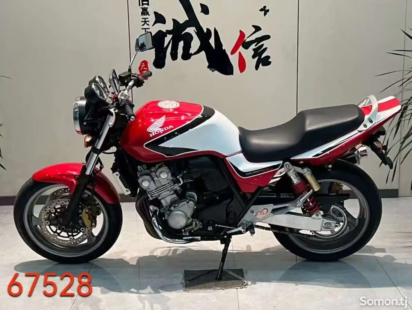 Мотоцикл Honda CB400 Hyper Vtec на заказ-4