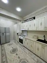 3-комн. квартира, 13 этаж, 108 м², Дом печать-10