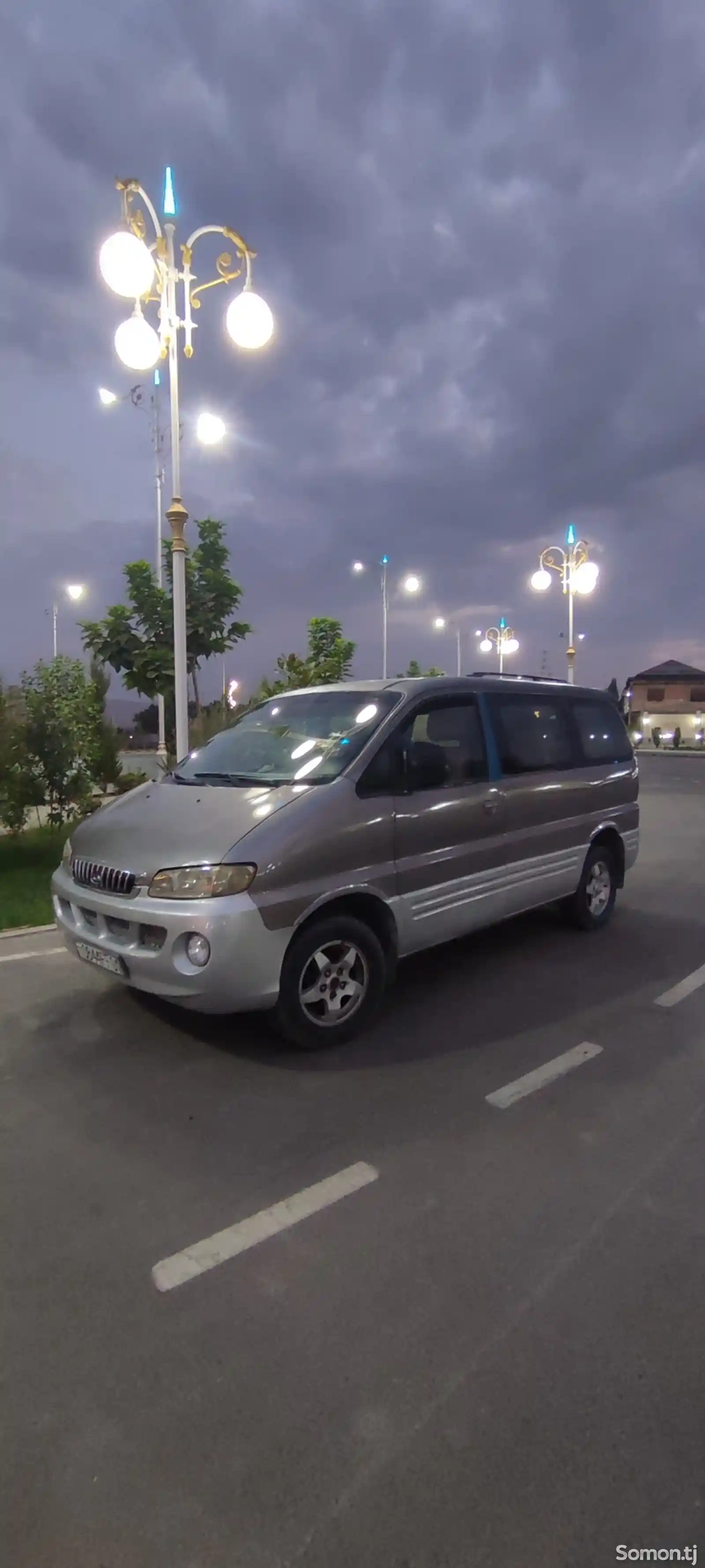 Hyundai Starex, 2000-1