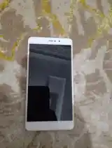 Телефон Xiaomi Mi-3