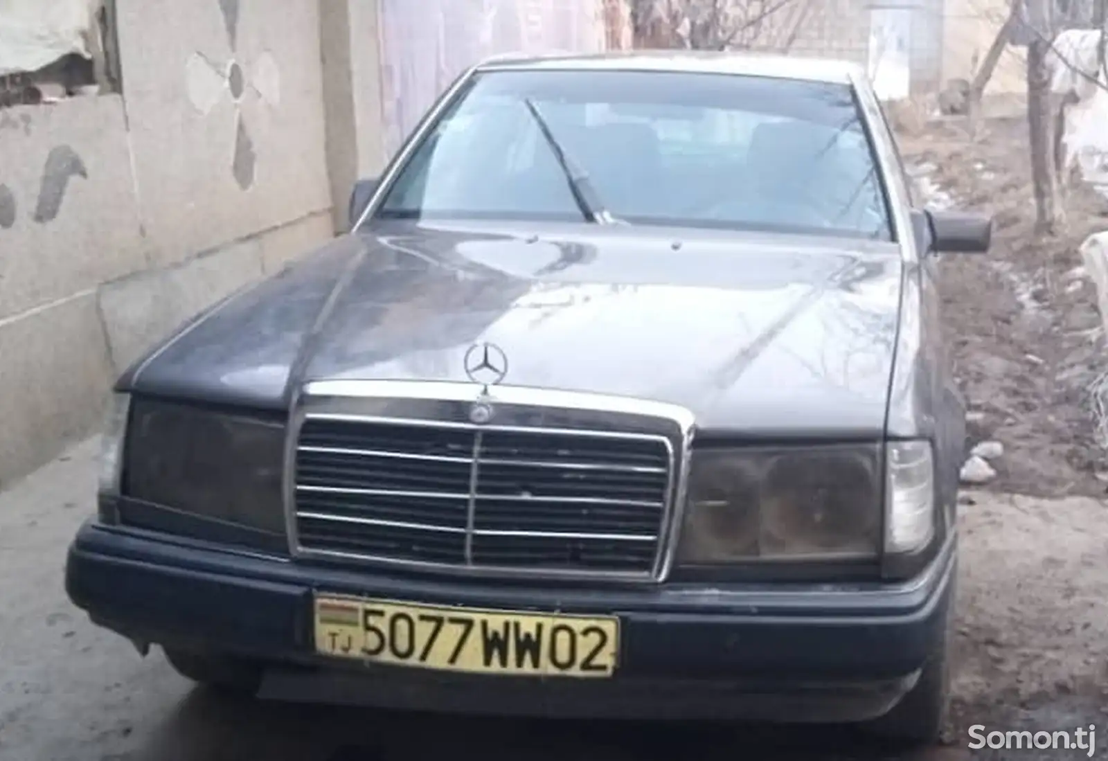 Mercedes-Benz W124, 1990-1