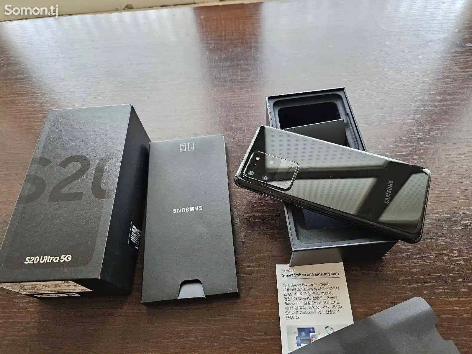 Samsung Galaxy S20 Ultra 12/256 Gb-1