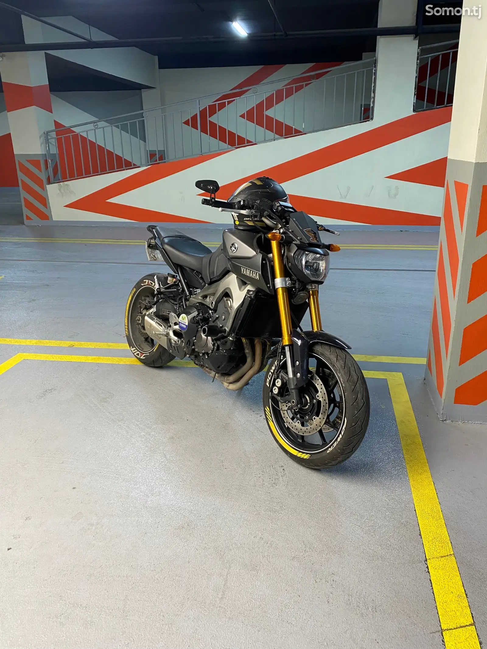 Мотоцикл Yamaha MT-09-1