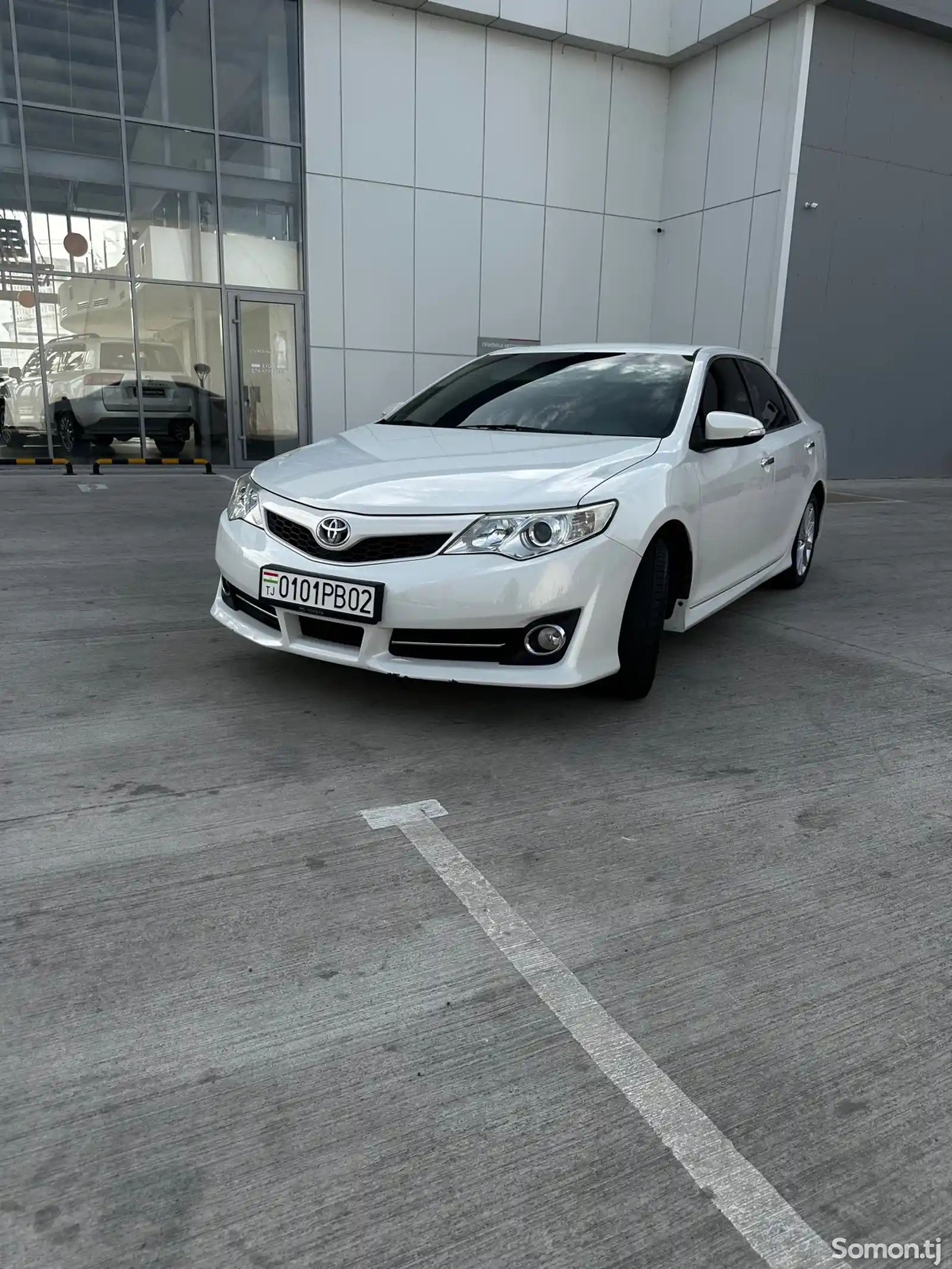 Toyota Camry, 2012-1