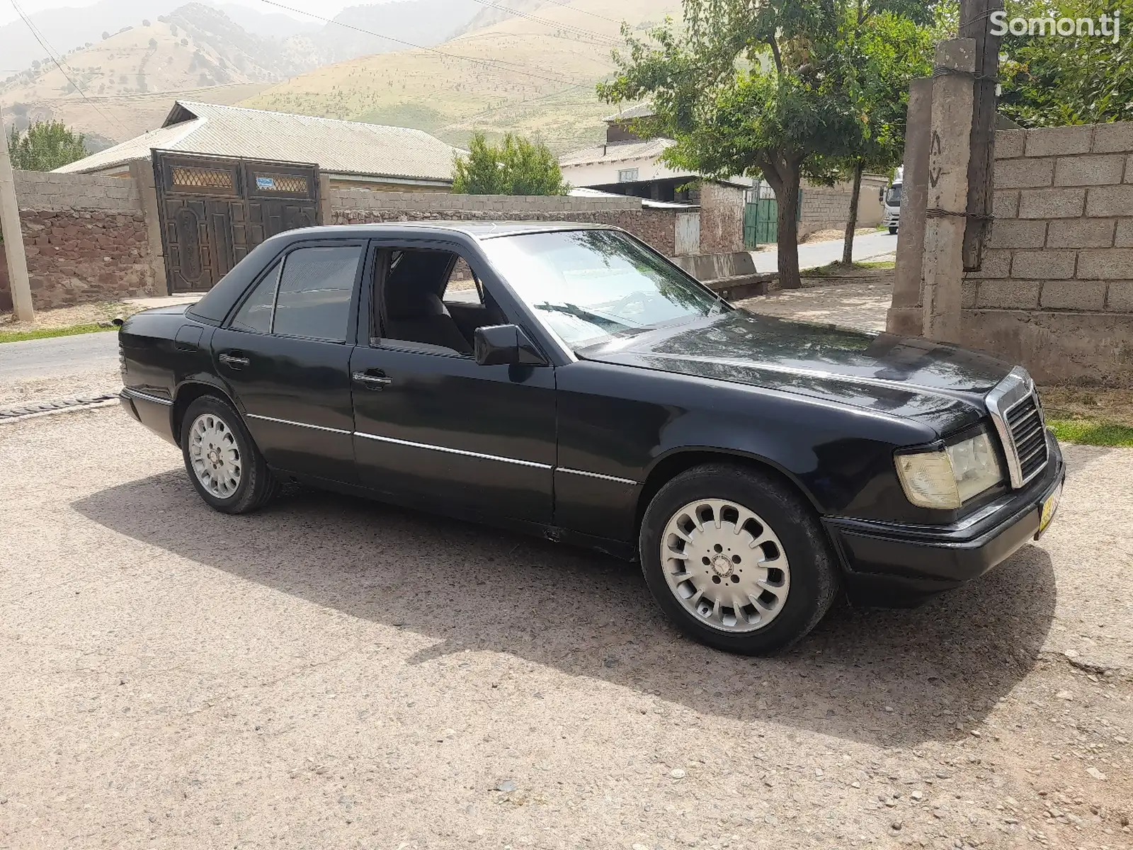 Mercedes-Benz W124, 1990-3