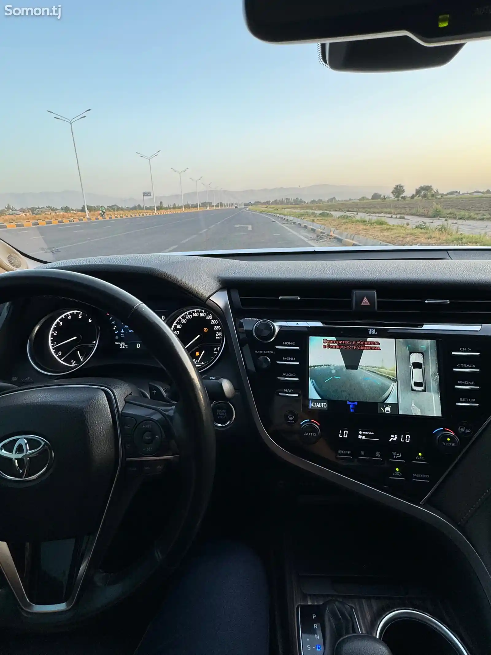 Toyota Camry, 2019-8