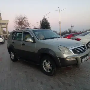 Ssang Yong Rexton, 2002