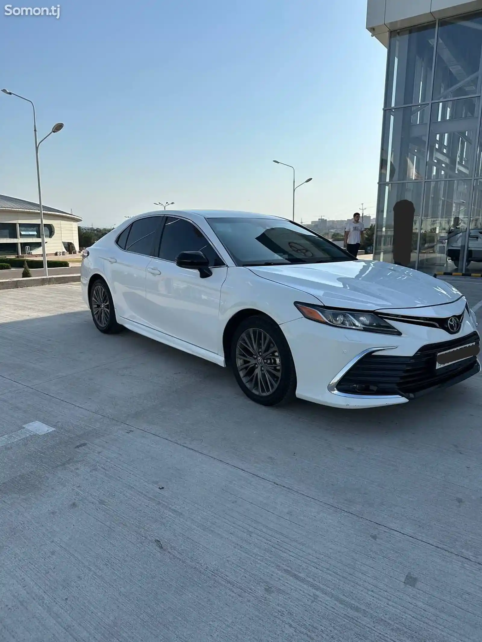 Toyota Camry, 2021-1