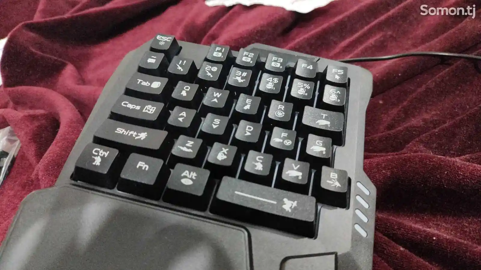 Высококачественная Клавиатура с мышью для геймеров и киберспортсменов-5