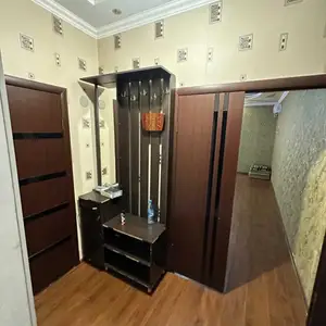 2-комн. квартира, 7 этаж, 85м², Сино, Профсоюз