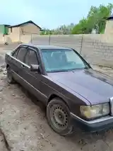 Mercedes-Benz W201, 1988-2